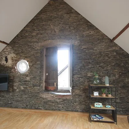 Moselloft Daire Zeltingen-Rachtig